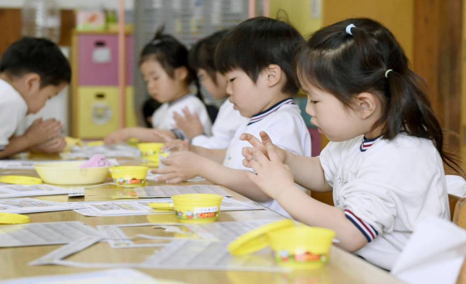 Korea di sekolah. Дошкольное образование в Японии. Дошкольное образование в Китае. Специальное образование в Японии. Предшкольное образование в Японии.