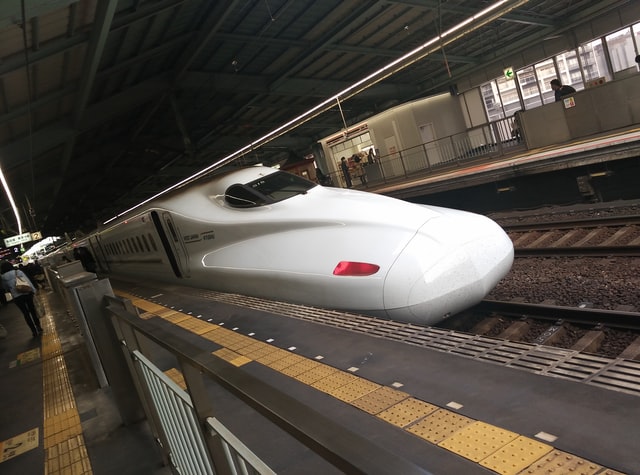 shinkansen kereta di Jepang